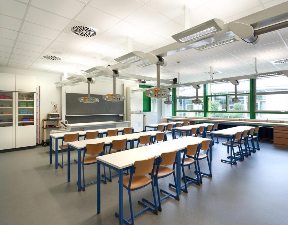 Bildungszentrum Nord Fachraumsanierung Innenraum. Schadstoffsanierung und Koordination technischer Einbauten